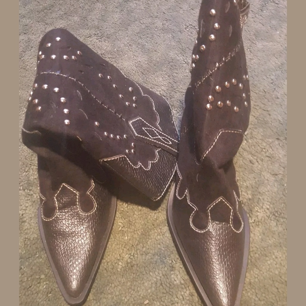 Black studded cow girl boots